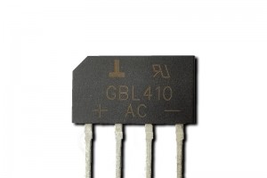 二极管结构由什么组成？